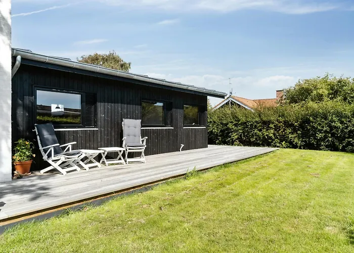 Feriehus Find Peace In Cosiest Setting With Sea Glimpse